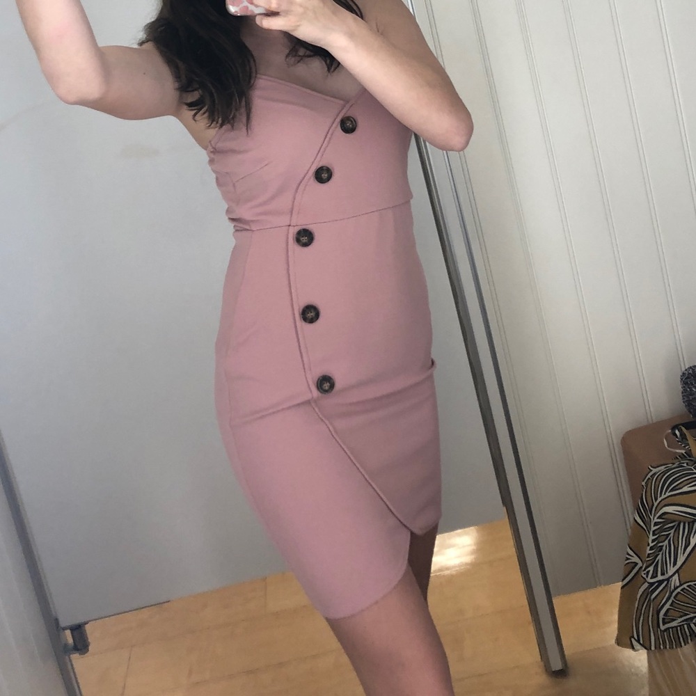 pink dress